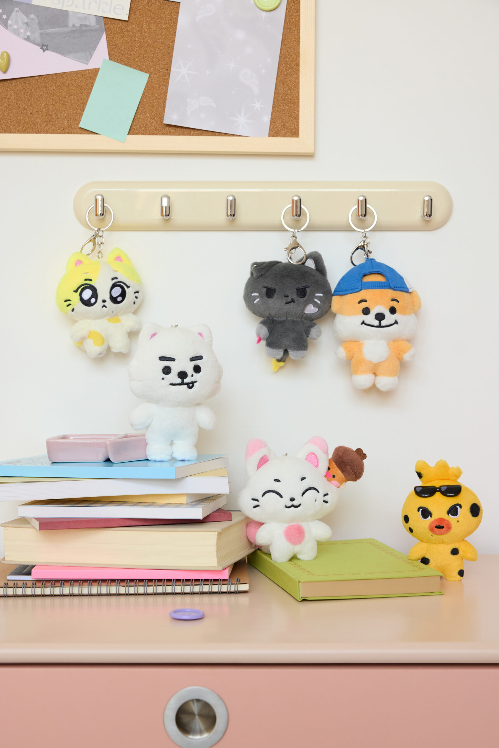 ENCHIN Plush keyring - pedido abierto - Image 2